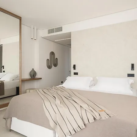 Avery * Ханья (Крит)