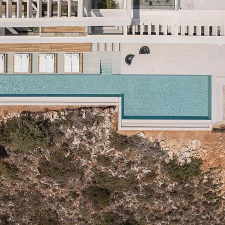 Villa Avery *
