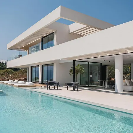 Villa Avery *