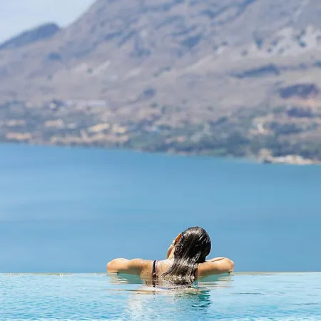 Avery Chania (Crete)