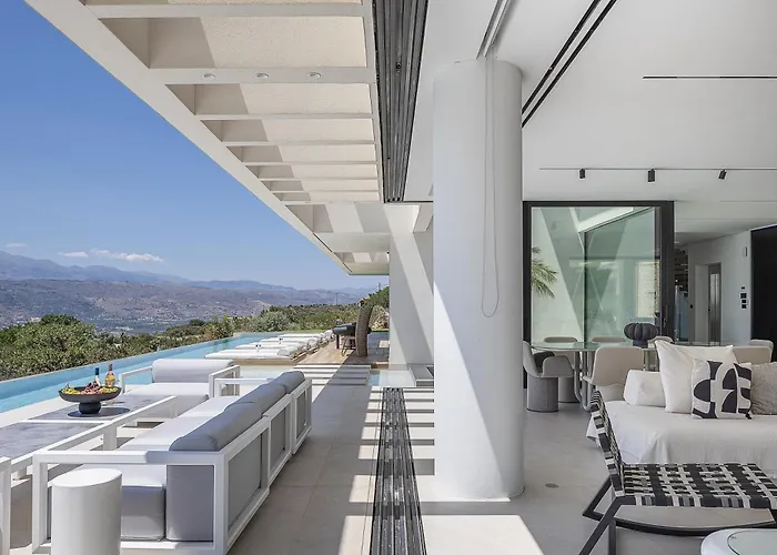 Avery Chania (Crete)